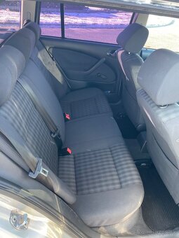 Škoda octavia combi 1.9tdi 66kw - 12