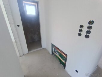 Novostavba 4 izb.rod.domu,809 m2 - Budatinska Lehota, KNM - 12