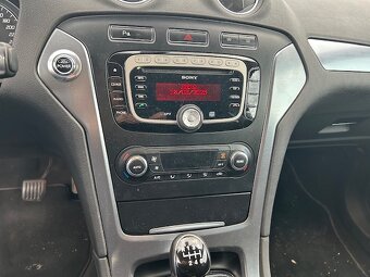 Ford Mondeo 2.0 TDCi DPF (140k) Titanium - 12