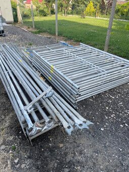 Pojazdné hliníkove lešenie Alfix - 12