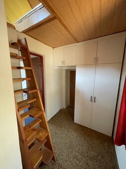 NA PREDAJ: Rekreačný dom pri vodnej nádrži Ružiná - 12