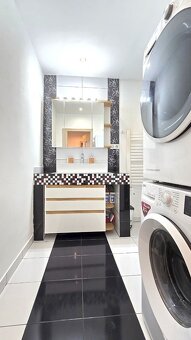 PINK Reality - Štýlový 3-izbový byt s garážou a záhradou v s - 12