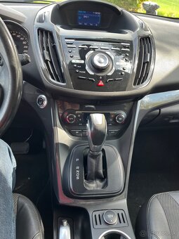 Ford Kuga 4x4 2,0 TDCi Titanium AWD A/T 120 Kw - 12