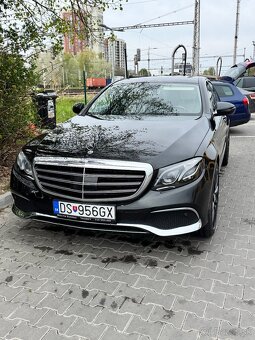 Mercedes E220 w213 - 12