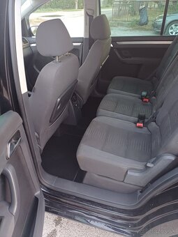 Vw touran 2.0tdi HIGHLINE - 12
