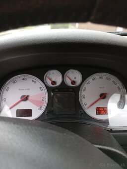 Peugeot 307  benzín - 12