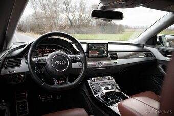 Audi S8 / SVK auto / TOP STAV / - 12