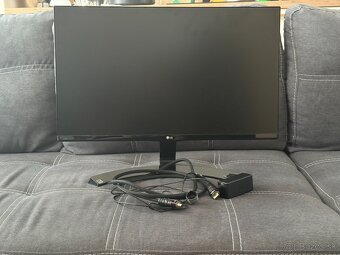 PC, Intel i7 6700, GTX 1050 Ti, RAM 16GB,HDD + Monitor - 12