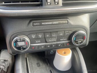 Predám FORD KUGA Plugin Hybrid, možný odpočet DPH - 12