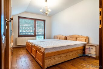 Rodinný dom s bazénom, relax zónou neďaleko Šíravy - 12