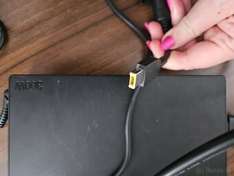 Nabíjačka na notebook lenovo - 12