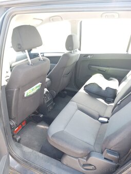 Opel Zafira 1,6 Ecotec benzín - 12