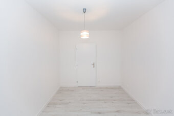 NA PREDAJ 3-izb.byt Petržalka, kompletná rekonštrukcia - 12