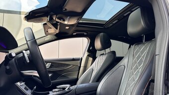MERCEDES-BENZ CLS 400d 4Matic AMG Line 380PS - 12