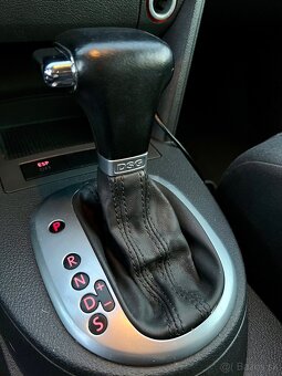 VW Touran 1.9 TDI DSG - 12