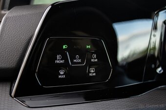 Volkswagen Golf GTI 2.0 TSI 180kw, 7AT - 12