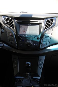 HYUNDAI i40 Business 1,7 CRDi 104 kW A/T - 12
