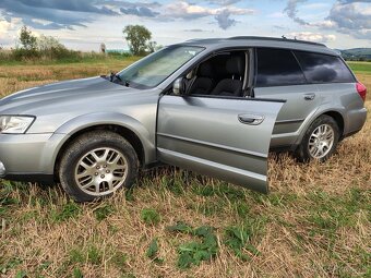 Subaru Outback 2,5 benzín - 12