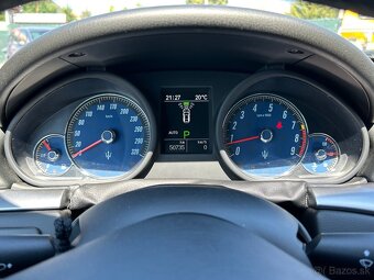 Maserati GranTurismo 4.7 V8 Sport Pininfarina - 12