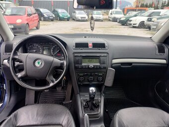 Škoda Octavia Combi 1.9 TDI Elegance - 12