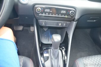 Toyota Yaris Hybrid 1.5 First Edition 2020 – 28 000 km - 12