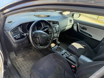 Kia Ceed 1.6 CRDI EX/Gold,94kw.M6.5d. Kupene v SR. - 12