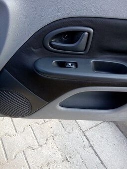 Renault Thalia, 1.2, benzín, 2008, klíma - 12