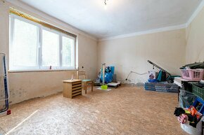 NA PREDAJ RODINNÝ DOM V OBCI KYSAK | POZEMOK 320m² - 12