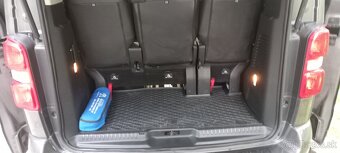 Prenájom auta 7-miestne vozidlo Peugeot Traveller - 12