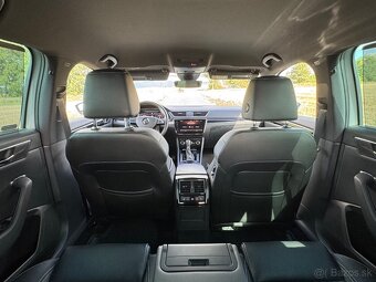 Superb Combi L&K 2.0TDI 140kW 4x4 DSG 147tis km DPH ČR - 12
