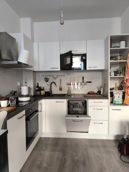 6 ročný moderný štýlový 2 izbový byt 1poschodie - 12