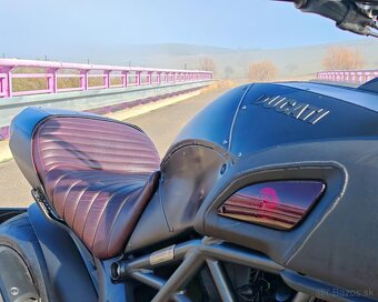 DUCATI DIAVEL DIESEL EDITION 666-ZBERATELSKY KUSOK - 12