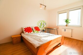 VEĽKÝ, pekný 2-izb. byt s BALKÓNOM v populárnej Axton Reside - 12