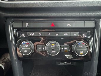 T-Roc 1,5 TSI BMT Sport Benzín M6 Virtual Matrix Od Top  tav - 12