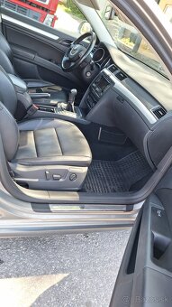 ŠKODA SUPERB COMBI 2.0 TDI. - 12