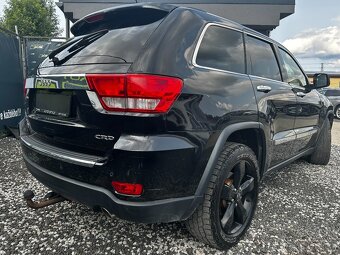 Jeep Grand Cherokee - 12