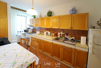 NA PREDAJ RODINNÝ DOM V OBCI LIPOVÉ NA VEĽKOM POZEMKU - 12