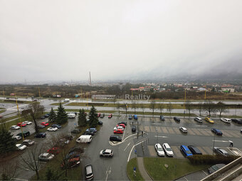 NA PREDAJ 3 - IZBOVÝ BYT S LOGGIOU, BRUSELSKÁ ULICA , ŤAHANO - 12