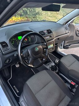 ŠKODA FÁBIA COMBI SCOUT 1,2 TSi 4valec - 12