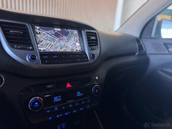Hyundai Tucson 2.0 CRDI A/T 4x4 117 tisíc km - 12