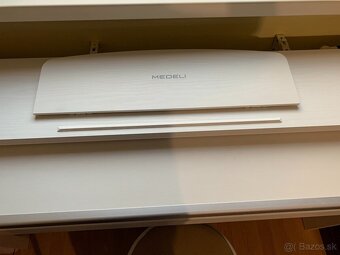 Digitálne piano Medeli UP81/WH - 12
