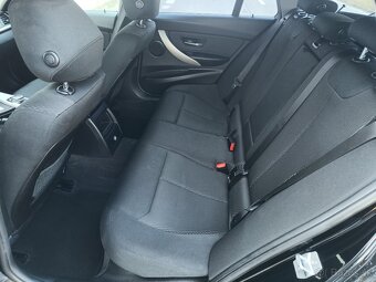 TOP CENA BMW Rad 3 Touring 318d A/T r.v. 2019 - 12