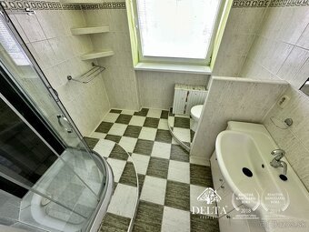 Na predaj 3- izbový byt v Prešove,Janouškova ul.,centrum na  - 12