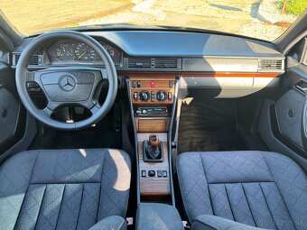 Mercedes w124 E trieda - 12