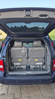 Kia Carnival 2.9 CRDi EX 106kW/144HP M5 - 12