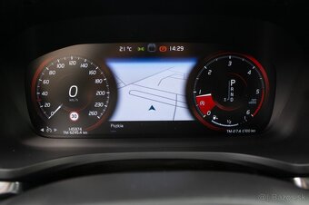 Volvo V60 D3 A/T / 110kW / A8 / 2020 - 12