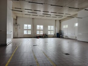Skladový priestory a vyrobna hala na prenajom - 12