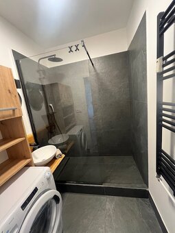 Na prenájom 2.izbový byt s loggiou - 12