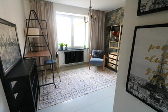 Prenájom 2 - izbového luxusného bytu Bulvár - 12