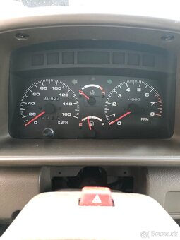 Suzuki Vitara 1.6 - 12